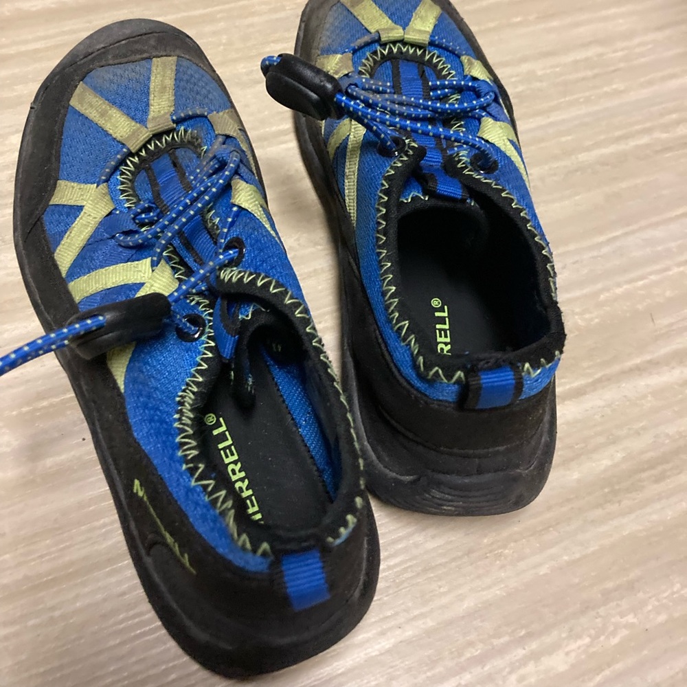 Water shoes: worn once